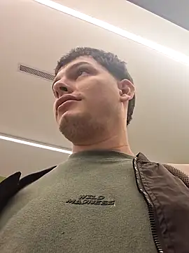  Ottis  online show from February 2026 04:43:01 PM