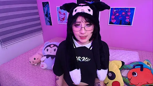 Miwa violet online show from December 2025 02:06:02 AM