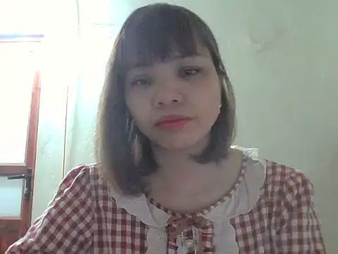 Angela-Eira online show from November 2025 09:28:01 PM