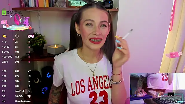 sweetlittlelisa online show from November 2025 08:42:01 PM