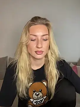 belle98 online show from December 2025 11:51:01 AM