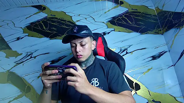 Kevin22 222 online show from January 2025 05:09:01 AM