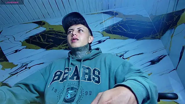 Kevin22 222 online show from February 2025 03:34:02 AM