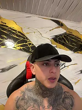 Kevin22 222 online show from February 2025 09:25:02 PM