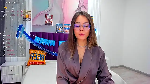 Kelly Cuutie online show from October 2025 01:02:02 AM