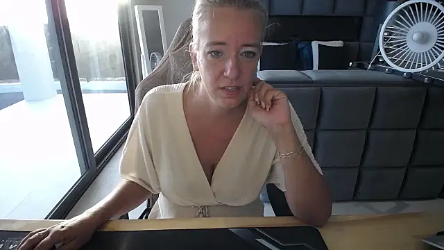 Wendysexyx online show from March 2026 11:17:02 AM