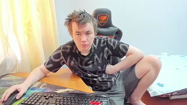 iliaskrislove online show from January 2026 07:24:02 AM