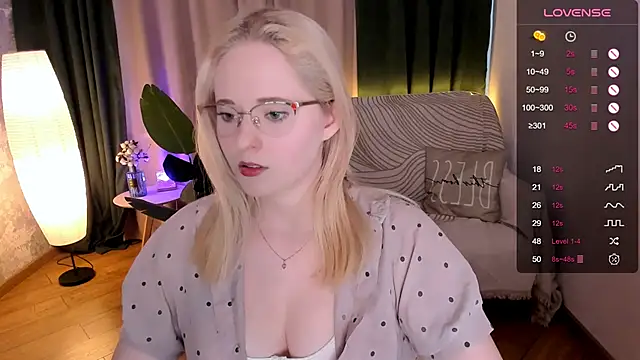 Aemilia  online show from March 2025 08:57:01 AM