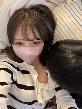 yuki-chi online show from November 2025 01:47:02 PM