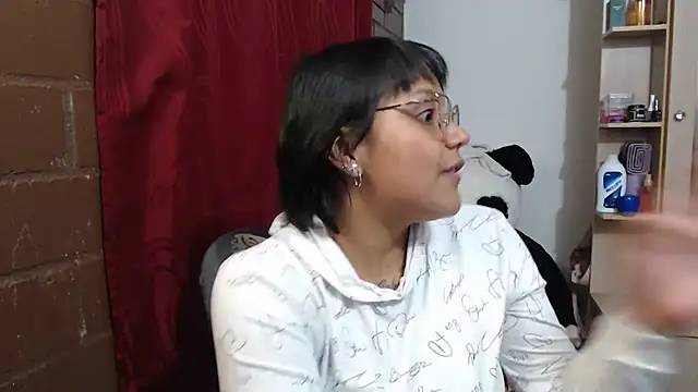 SWEETT CORY online show from April 2026 02:42:01 AM