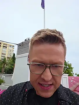 Fuc71 online show from April 2026 05:59:02 PM