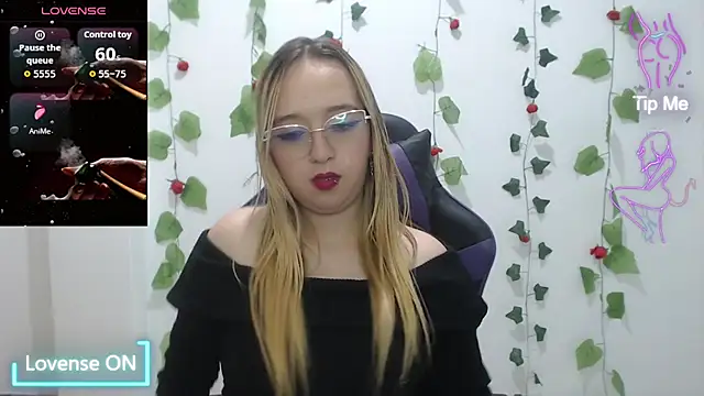 Liaroberts1 online show from February 2026 02:39:02 AM