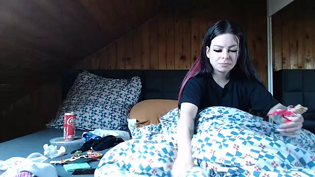 BoeseMoni1998 online show from February 2026 09:32:02 AM