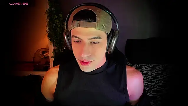 newjeff online show from December 2025 05:22:02 PM