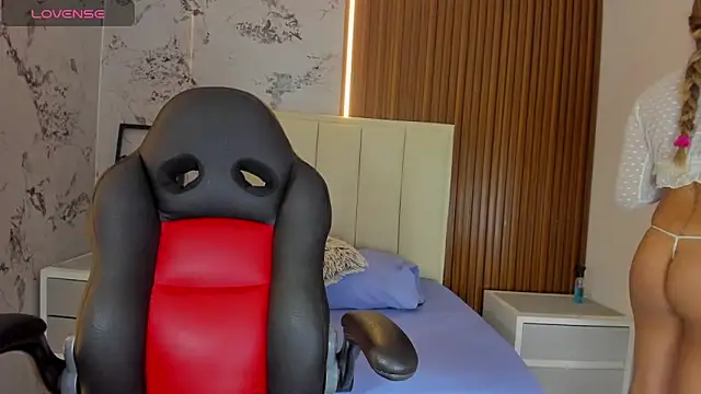 Snapshot of SUNNYCYRUS chatting on November 2025 02:16:01 PM SUNNYCYRUS online show from November 2025 02:16:01 PM