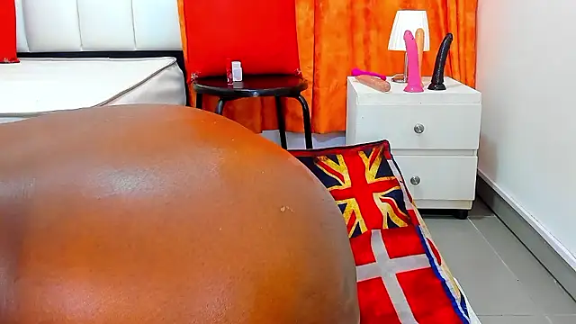 Snapshot of natasha_sexy69 chatting on December 2024 02:33:01 PM natasha sexy69 online show from December 2024 02:33:01 PM