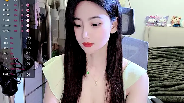 FeiFei-babe online show from January 2025 05:42:02 PM