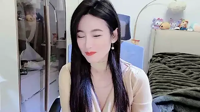 FeiFei-babe online show from February 2025 01:42:02 PM