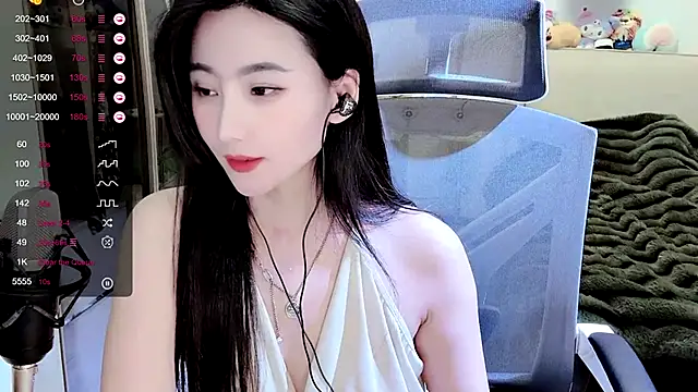 FeiFei-babe online show from March 2025 05:38:02 PM