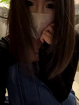 FeiFei-babe online show from December 2025 10:44:02 AM