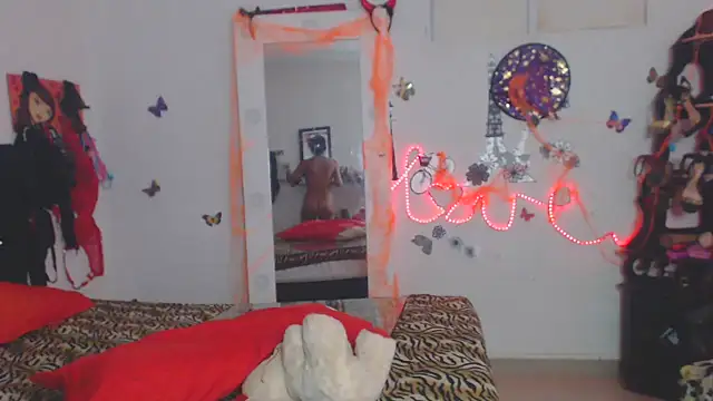 Snapshot of brigitht chatting on October 2025 09:53:02 AM brigitht online show from October 2025 09:53:02 AM