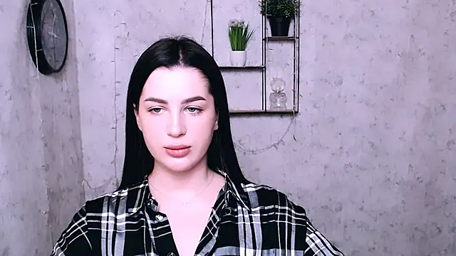 Snapshot of LiamaX_ chatting on January 2025 05:42:02 AM LiamaX online show from January 2025 05:42:02 AM