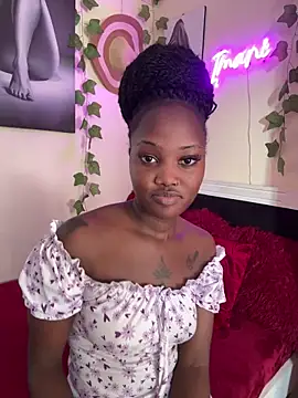 Snapshot of Queen_Arnah254 chatting on May 2026 02:01:02 PM Queen Arnah254 online show from May 2026 02:01:02 PM