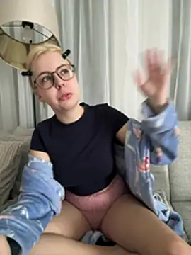 Livewithlucy online show from February 2026 09:01:02 AM