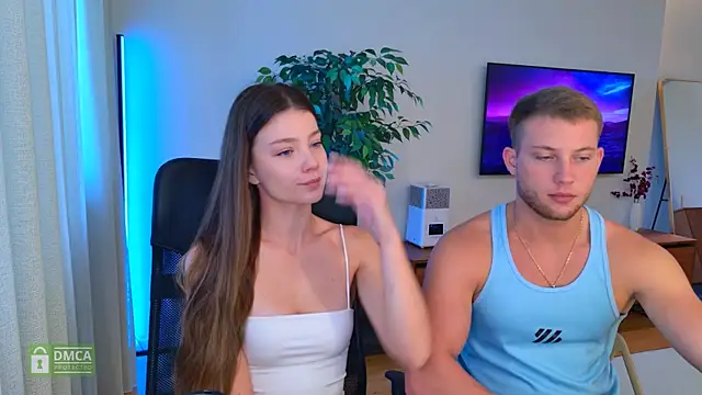 Jony and Jessica online show from July 2026 07:39:02 AM