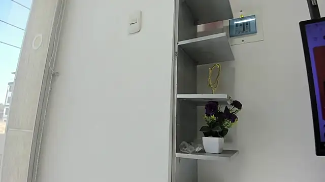 Cherllynn online show from January 2026 02:30:01 PM