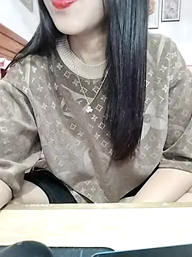 cream1299 online show from October 2025 01:27:02 AM