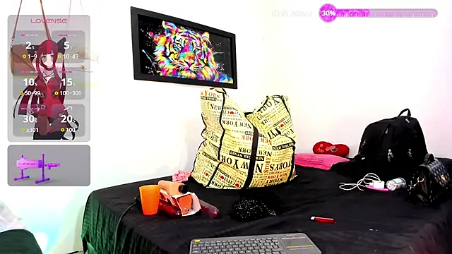 Snapshot of la_ratona_1 chatting on July 2026 11:49:02 AM la ratona 1 online show from July 2026 11:49:02 AM