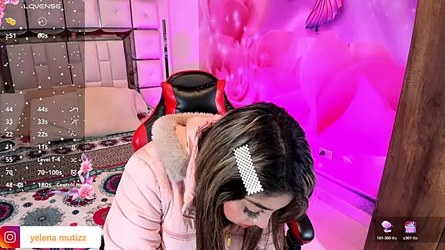 Snapshot of Yelena_mutiz chatting on February 2026 01:06:01 PM Yelena mutiz online show from February 2026 01:06:01 PM