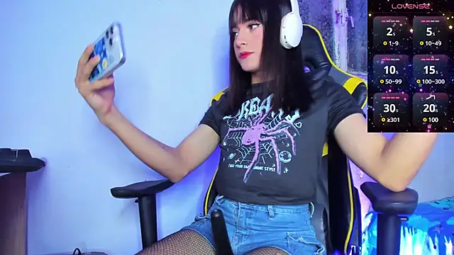 Snapshot of Dallia_Park chatting on December 2024 05:15:02 AM Dallia Park online show from December 2024 05:15:02 AM