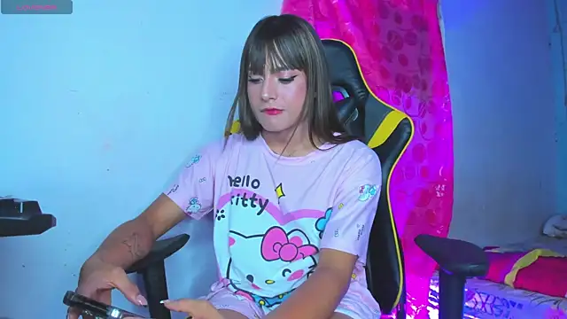 Snapshot of Dallia_Park chatting on March 2025 10:21:02 PM Dallia Park online show from March 2025 10:21:02 PM