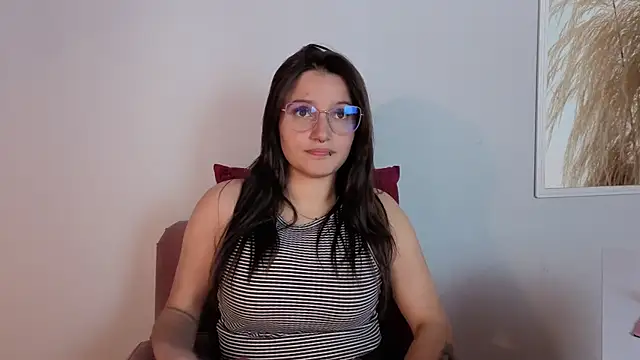 Snapshot of Elecktra_sweet chatting on May 2026 07:20:01 PM Elecktra sweet online show from May 2026 07:20:01 PM