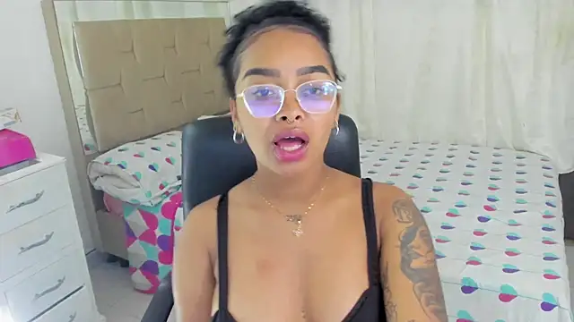 gretell evans online show from December 2024 07:19:02 PM