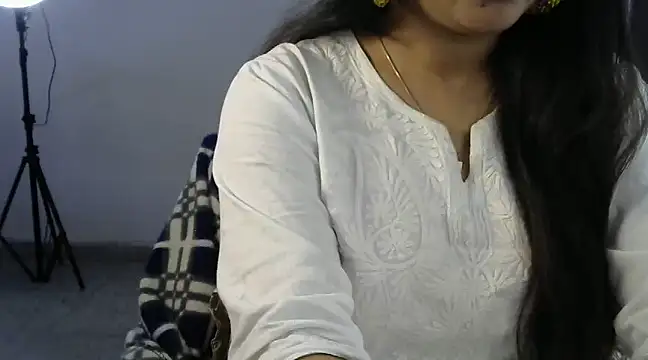 Hazel Doll9 online show from March 2025 02:48:01 PM