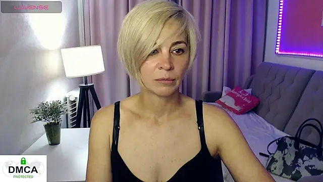 Snapshot of Blonde_lola444 chatting on June 2026 07:36:02 PM Blonde lola444 online show from June 2026 07:36:02 PM