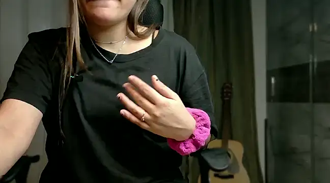 demieliss online show from March 2025 06:51:01 PM