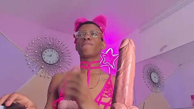 Tiffany Valentine15 online show from November 2025 12:26:01 PM