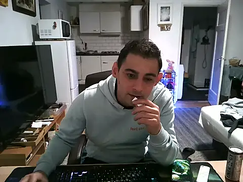 mihaimichael online show from October 2025 09:13:01 PM