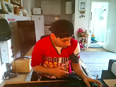 mihaimichael online show from October 2025 12:16:01 PM