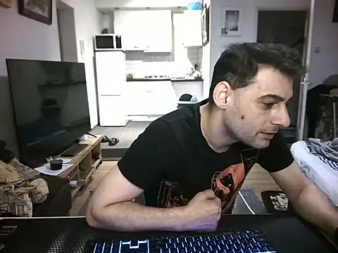 Snapshot of mihaimichael chatting on March 2026 10:58:01 PM mihaimichael online show from March 2026 10:58:01 PM