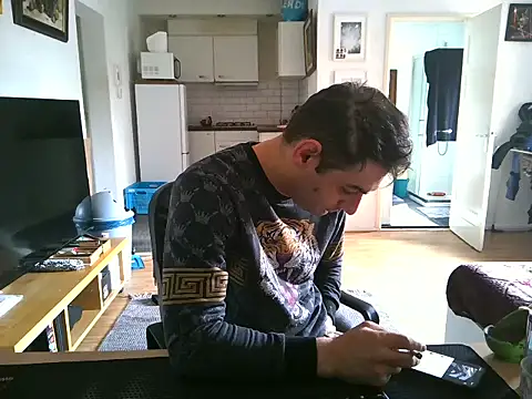 mihaimichael online show from June 2026 01:02:02 PM