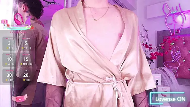 Tayzon Foxxx online show from September 2025 12:48:01 PM