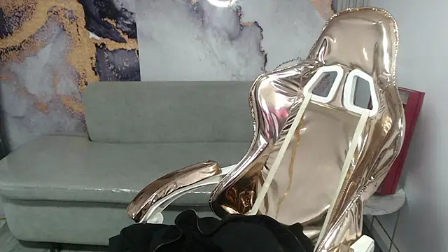 Cristal v 1 online show from February 2025 03:01:02 AM