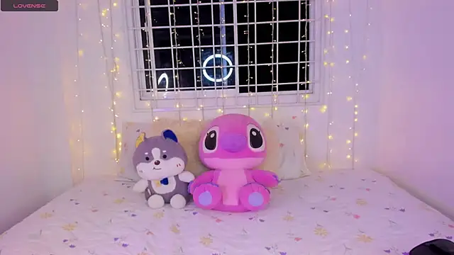 Snapshot of nicky_peyton chatting on September 2025 04:12:02 AM nicky peyton online show from September 2025 04:12:02 AM