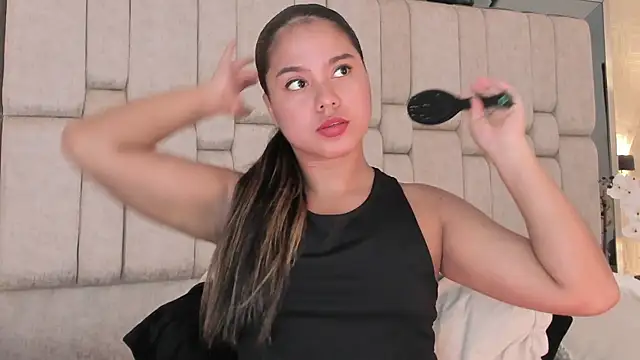 Snapshot of Marilyn-Cooper chatting on March 2025 07:43:02 AM Marilyn-Cooper online show from March 2025 07:43:02 AM