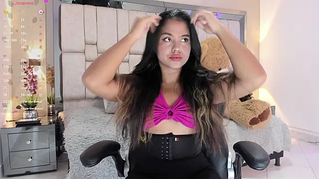 Snapshot of Marilyn-Cooper chatting on March 2025 09:47:02 PM Marilyn-Cooper online show from March 2025 09:47:02 PM